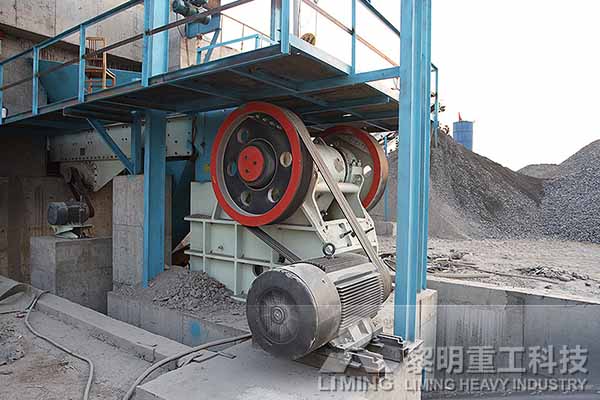 黎明重工今日講解：石料生產(chǎn)線中顎式破碎機維護問題